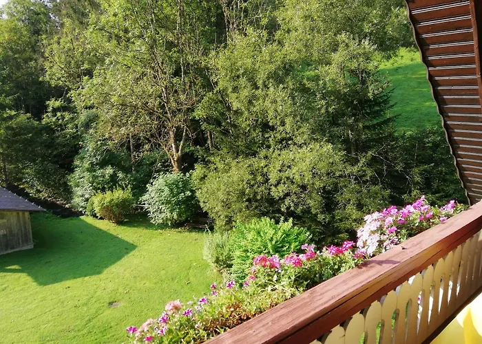 Raffelwirt מלון *